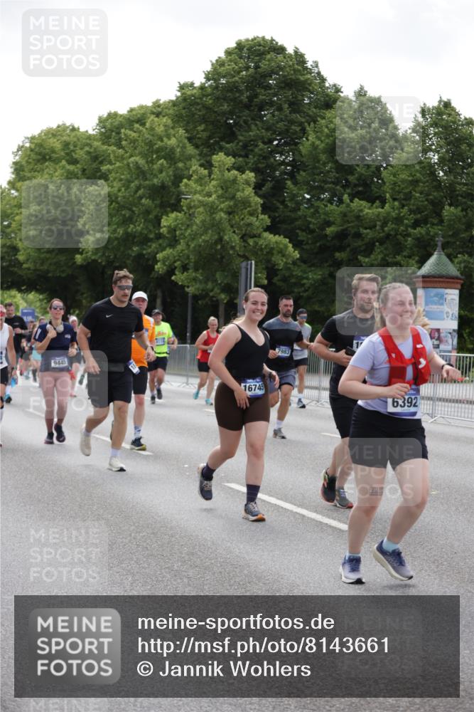 29.06.2025 - hella hamburg halbmarathon Jannik Wohlers http://msf.ph/oto/8143661 29.06.2025 10:45:45 Lombardsbrücke 1004, 1429, 1465, 1532, 1867, 1868, 2398, 2423, 2773, 2813, 2951, 3410, 4119, 4223, 5697, 5703, 5769, 5770, 5854, 5892, 6068, 6392, 7605, 7894, 7960, 7983, 8047, 9129, 9337, 9426, 9445, 11358, 11361, 11876, 11910, 12298, 12507, 13499, 14230, 14319, 14322, 14403, 14582, 15107, 16005, 16059, 16745, 16793, 17031, 17170, 17184, 18018, 18214, 18280, 18334 meine-sportfotos.de