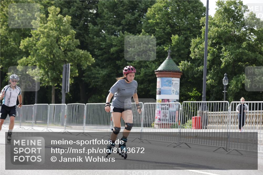 29.06.2025 - hella hamburg halbmarathon Jannik Wohlers http://msf.ph/oto/8143672 29.06.2025 09:07:05 Lombardsbrücke  meine-sportfotos.de