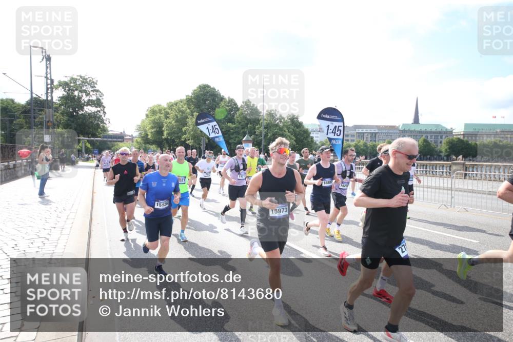 29.06.2025 - hella hamburg halbmarathon Jannik Wohlers http://msf.ph/oto/8143680 29.06.2025 09:52:33 Lombardsbrücke 1070, 1163, 1176, 1391, 1613, 1782, 2048, 2213, 2233, 2590, 2788, 2970, 3021, 3098, 3109, 3124, 3304, 3907, 3917, 3928, 4080, 4277, 4691, 4933, 4981, 5476, 5682, 6152, 6716, 7005, 7093, 7147, 7325, 7599, 7843, 8145, 8467, 8694, 8704, 8722, 8819, 9081, 9213, 9232, 9374, 9538, 9540, 10000, 10208, 10211, 10216, 10251, 10313, 10750, 10969, 11153, 11291, 11346, 11469, 11778, 12534, 12588, 12783, 13709, 13782, 14661, 14690, 14849, 15126, 15133, 15280, 16414 meine-sportfotos.de
