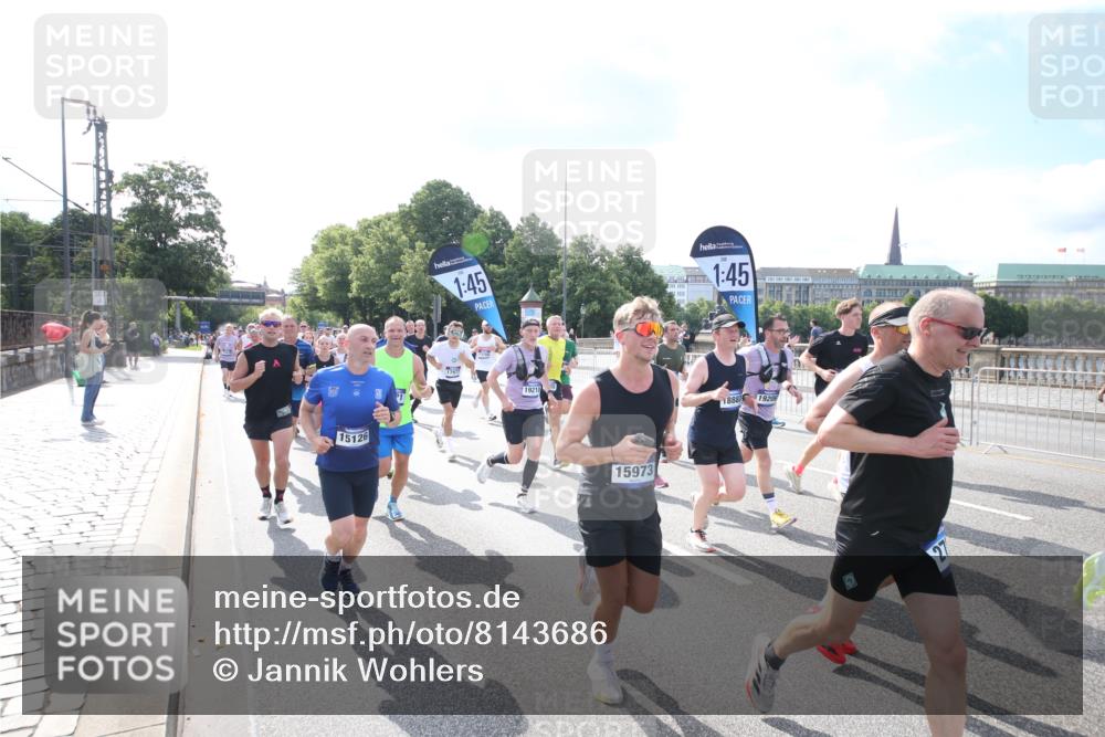 29.06.2025 - hella hamburg halbmarathon Jannik Wohlers http://msf.ph/oto/8143686 29.06.2025 09:52:33 Lombardsbrücke 1070, 1163, 1176, 1391, 1613, 1782, 2048, 2213, 2233, 2590, 2788, 2970, 3021, 3098, 3109, 3124, 3304, 3907, 3917, 3928, 4080, 4277, 4691, 4933, 4981, 5476, 5682, 6152, 6716, 7005, 7093, 7147, 7325, 7599, 7843, 8145, 8467, 8694, 8704, 8722, 8819, 9081, 9213, 9232, 9374, 9538, 9540, 10000, 10208, 10211, 10216, 10251, 10313, 10750, 10969, 11153, 11291, 11346, 11469, 11778, 12534, 12588, 12783, 13709, 13782, 14661, 14690, 14849, 15126, 15133, 15280, 16414 meine-sportfotos.de