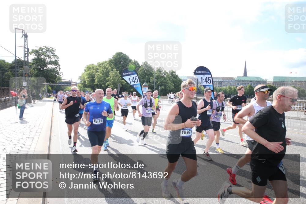 29.06.2025 - hella hamburg halbmarathon Jannik Wohlers http://msf.ph/oto/8143692 29.06.2025 09:52:33 Lombardsbrücke 1070, 1163, 1176, 1391, 1613, 1782, 2048, 2213, 2233, 2590, 2788, 2970, 3021, 3098, 3109, 3124, 3304, 3907, 3917, 3928, 4080, 4277, 4691, 4933, 4981, 5476, 5682, 6152, 6716, 7005, 7093, 7147, 7325, 7599, 7843, 8145, 8467, 8694, 8704, 8722, 8819, 9081, 9213, 9232, 9374, 9538, 9540, 10000, 10208, 10211, 10216, 10251, 10313, 10750, 10969, 11153, 11291, 11346, 11469, 11778, 12534, 12588, 12783, 13709, 13782, 14661, 14690, 14849, 15126, 15133, 15280, 16414 meine-sportfotos.de