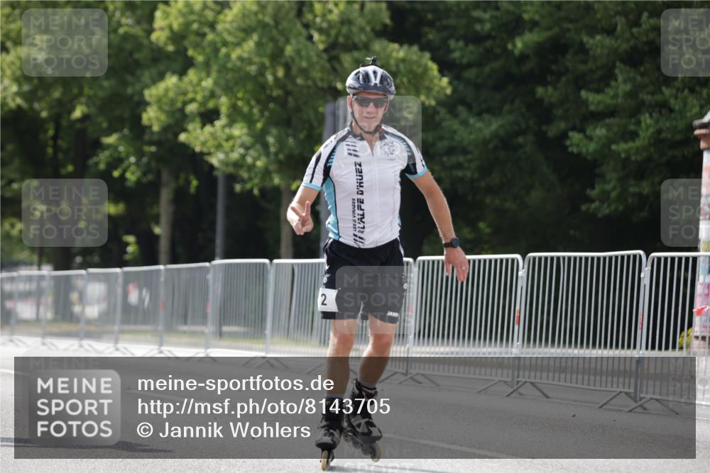 29.06.2025 - hella hamburg halbmarathon Jannik Wohlers http://msf.ph/oto/8143705 29.06.2025 09:07:06 Lombardsbrücke  meine-sportfotos.de