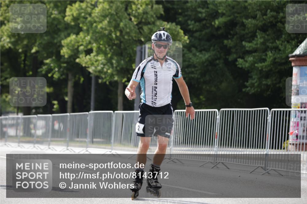 29.06.2025 - hella hamburg halbmarathon Jannik Wohlers http://msf.ph/oto/8143712 29.06.2025 09:07:06 Lombardsbrücke  meine-sportfotos.de