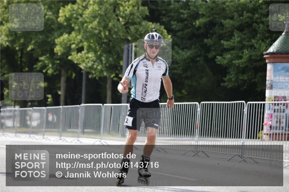 29.06.2025 - hella hamburg halbmarathon Jannik Wohlers http://msf.ph/oto/8143716 29.06.2025 09:07:06 Lombardsbrücke  meine-sportfotos.de