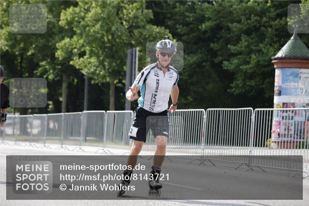 29.06.2025 - hella hamburg halbmarathon Jannik Wohlers http://msf.ph/oto/8143721 29.06.2025 09:07:06 Lombardsbrücke  meine-sportfotos.de