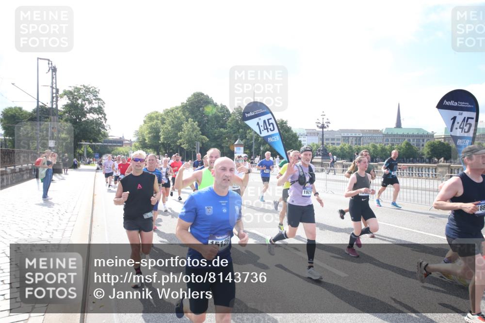29.06.2025 - hella hamburg halbmarathon Jannik Wohlers http://msf.ph/oto/8143736 29.06.2025 09:52:34 Lombardsbrücke 1012, 1070, 1163, 1176, 1391, 1782, 2048, 2213, 2233, 2590, 2788, 2970, 3021, 3098, 3304, 3907, 3917, 3928, 4080, 4277, 4691, 4933, 4981, 5476, 5682, 6152, 6712, 6716, 7005, 7093, 7147, 7325, 7599, 7843, 8145, 8467, 8694, 8704, 8722, 8819, 9081, 9213, 9232, 9374, 9538, 9540, 10000, 10208, 10211, 10216, 10251, 10313, 10750, 10969, 11153, 11291, 11346, 11469, 11778, 12154, 12534, 12685, 12783, 13709, 13782, 14661, 14690, 14849, 15126, 15133, 15280, 16414 meine-sportfotos.de