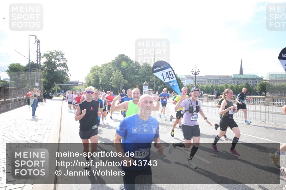 29.06.2025 - hella hamburg halbmarathon Jannik Wohlers http://msf.ph/oto/8143743 29.06.2025 09:52:34 Lombardsbrücke 1012, 1070, 1163, 1176, 1391, 1782, 2048, 2213, 2233, 2590, 2788, 2970, 3021, 3098, 3304, 3907, 3917, 3928, 4080, 4277, 4691, 4933, 4981, 5476, 5682, 6152, 6712, 6716, 7005, 7093, 7147, 7325, 7599, 7843, 8145, 8467, 8694, 8704, 8722, 8819, 9081, 9213, 9232, 9374, 9538, 9540, 10000, 10208, 10211, 10216, 10251, 10313, 10750, 10969, 11153, 11291, 11346, 11469, 11778, 12154, 12534, 12685, 12783, 13709, 13782, 14661, 14690, 14849, 15126, 15133, 15280, 16414 meine-sportfotos.de