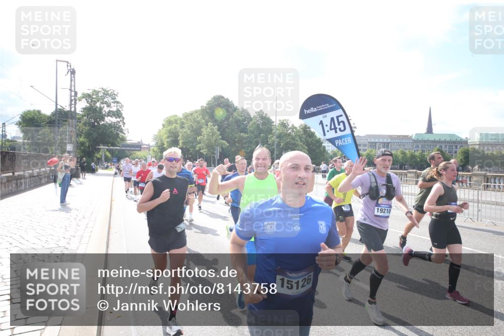 29.06.2025 - hella hamburg halbmarathon Jannik Wohlers http://msf.ph/oto/8143758 29.06.2025 09:52:34 Lombardsbrücke 1012, 1070, 1163, 1176, 1391, 1782, 2048, 2213, 2233, 2590, 2788, 2970, 3021, 3098, 3304, 3907, 3917, 3928, 4080, 4277, 4691, 4933, 4981, 5476, 5682, 6152, 6712, 6716, 7005, 7093, 7147, 7325, 7599, 7843, 8145, 8467, 8694, 8704, 8722, 8819, 9081, 9213, 9232, 9374, 9538, 9540, 10000, 10208, 10211, 10216, 10251, 10313, 10750, 10969, 11153, 11291, 11346, 11469, 11778, 12154, 12534, 12685, 12783, 13709, 13782, 14661, 14690, 14849, 15126, 15133, 15280, 16414 meine-sportfotos.de