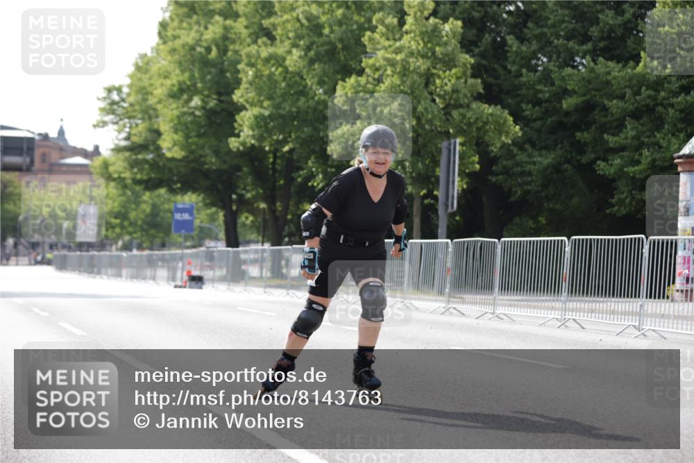 29.06.2025 - hella hamburg halbmarathon Jannik Wohlers http://msf.ph/oto/8143763 29.06.2025 09:07:08 Lombardsbrücke  meine-sportfotos.de