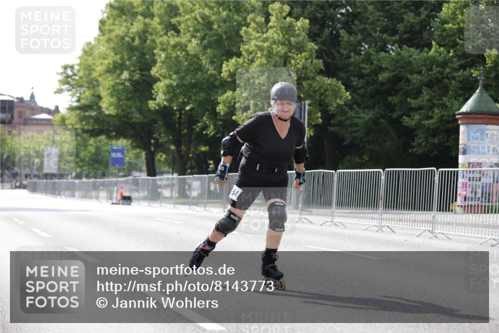 29.06.2025 - hella hamburg halbmarathon Jannik Wohlers http://msf.ph/oto/8143773 29.06.2025 09:07:08 Lombardsbrücke  meine-sportfotos.de