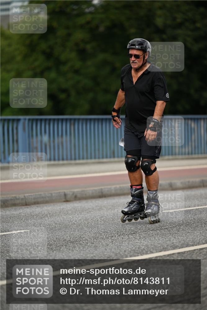29.06.2025 - hella hamburg halbmarathon Dr. Thomas Lammeyer http://msf.ph/oto/8143811 29.06.2025 09:12:12 Kennedybrücke  meine-sportfotos.de