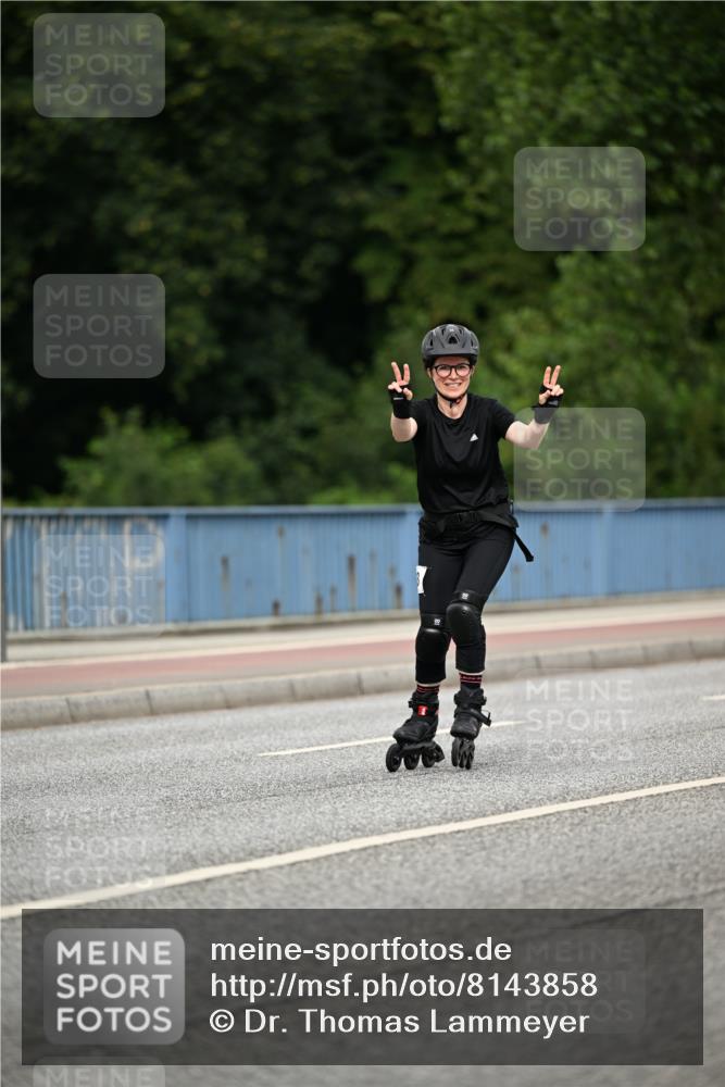 29.06.2025 - hella hamburg halbmarathon Dr. Thomas Lammeyer http://msf.ph/oto/8143858 29.06.2025 09:12:20 Kennedybrücke  meine-sportfotos.de