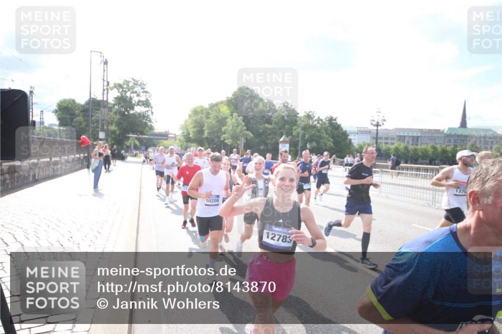29.06.2025 - hella hamburg halbmarathon Jannik Wohlers http://msf.ph/oto/8143870 29.06.2025 09:52:36 Lombardsbrücke 1012, 1070, 1163, 1176, 1391, 1735, 1782, 2048, 2213, 2233, 2590, 2788, 2970, 3021, 3098, 3304, 3907, 3917, 3928, 4080, 4277, 4691, 4933, 4981, 5132, 5476, 5682, 6081, 6152, 6712, 6716, 7005, 7093, 7147, 7325, 7599, 8145, 8467, 8694, 8704, 8722, 8819, 9081, 9213, 9232, 9374, 9538, 9540, 10208, 10211, 10216, 10251, 10313, 10750, 11153, 11291, 11346, 11469, 11778, 12154, 12534, 12685, 12783, 12966, 13709, 13782, 14351, 14661, 14690, 14849, 15126, 15133, 16414 meine-sportfotos.de