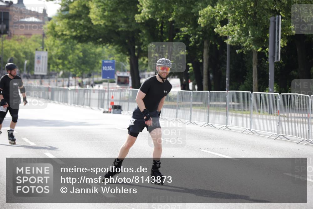 29.06.2025 - hella hamburg halbmarathon Jannik Wohlers http://msf.ph/oto/8143873 29.06.2025 09:07:27 Lombardsbrücke  meine-sportfotos.de