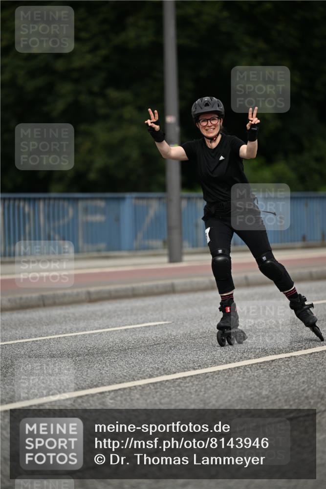 29.06.2025 - hella hamburg halbmarathon Dr. Thomas Lammeyer http://msf.ph/oto/8143946 29.06.2025 09:12:20 Kennedybrücke  meine-sportfotos.de