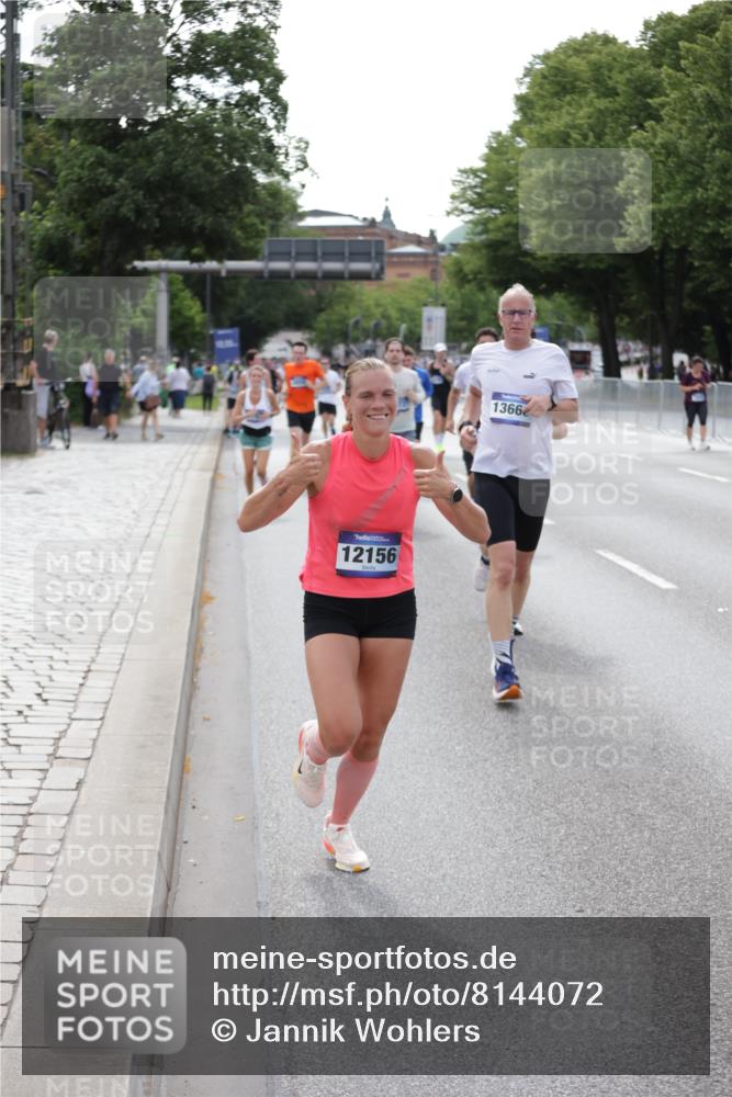 29.06.2025 - hella hamburg halbmarathon Jannik Wohlers http://msf.ph/oto/8144072 29.06.2025 10:08:51 Lombardsbrücke 1147, 1188, 1838, 2978, 4859, 5806, 5885, 6674, 7187, 9718, 10194, 10819, 11067, 11496, 12156, 12862, 13210, 13660, 14736, 17347, 18726, 18727 meine-sportfotos.de