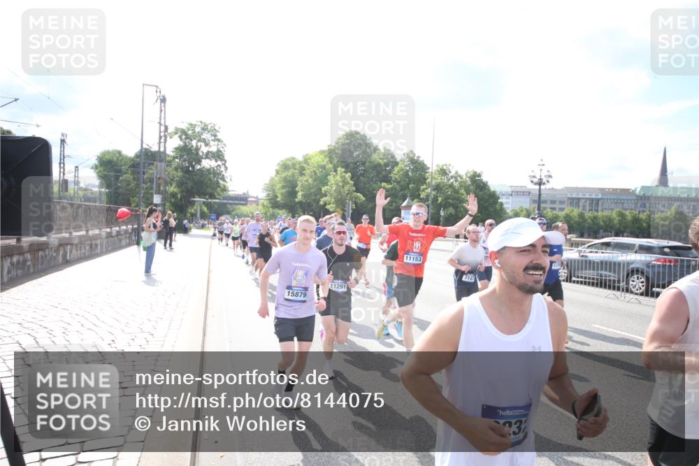 29.06.2025 - hella hamburg halbmarathon Jannik Wohlers http://msf.ph/oto/8144075 29.06.2025 09:52:38 Lombardsbrücke 1012, 1391, 1735, 1782, 2048, 2213, 2233, 2590, 2788, 2970, 3021, 3098, 3304, 3907, 3917, 3928, 4277, 4691, 4933, 4981, 4997, 5132, 5476, 5682, 6081, 6152, 6712, 6716, 7005, 7093, 7147, 7325, 7599, 8145, 8467, 8664, 8694, 8704, 8722, 8819, 9081, 9213, 9232, 9374, 9538, 9540, 9585, 10208, 10211, 10216, 10251, 10313, 10750, 11094, 11153, 11291, 11346, 11469, 11778, 12154, 12534, 12685, 12783, 12966, 13051, 13709, 13782, 14351, 14661, 14690, 15126, 15133 meine-sportfotos.de