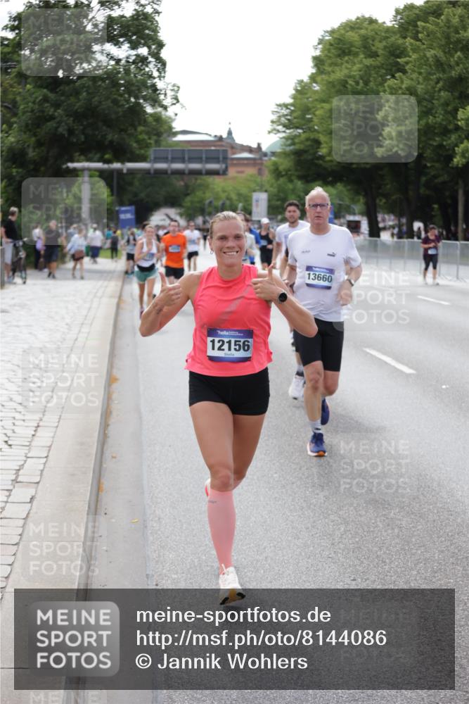 29.06.2025 - hella hamburg halbmarathon Jannik Wohlers http://msf.ph/oto/8144086 29.06.2025 10:08:51 Lombardsbrücke 1147, 1188, 1838, 2978, 4859, 5806, 5885, 6674, 7187, 9718, 10194, 10819, 11067, 11496, 12156, 12862, 13210, 13660, 14736, 17347, 18726, 18727 meine-sportfotos.de