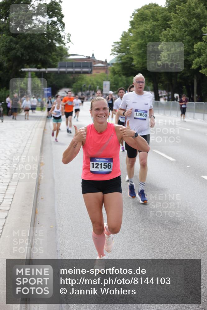 29.06.2025 - hella hamburg halbmarathon Jannik Wohlers http://msf.ph/oto/8144103 29.06.2025 10:08:51 Lombardsbrücke 1147, 1188, 1838, 2978, 4859, 5806, 5885, 6674, 7187, 9718, 10194, 10819, 11067, 11496, 12156, 12862, 13210, 13660, 14736, 17347, 18726, 18727 meine-sportfotos.de