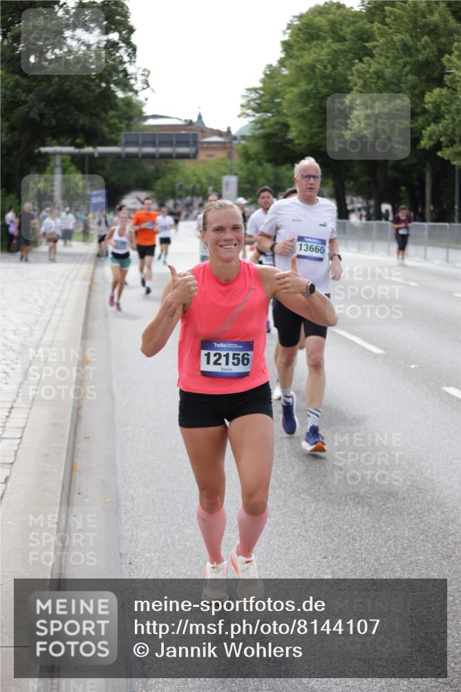 29.06.2025 - hella hamburg halbmarathon Jannik Wohlers http://msf.ph/oto/8144107 29.06.2025 10:08:51 Lombardsbrücke 1147, 1188, 1838, 2978, 4859, 5806, 5885, 6674, 7187, 9718, 10194, 10819, 11067, 11496, 12156, 12862, 13210, 13660, 14736, 17347, 18726, 18727 meine-sportfotos.de