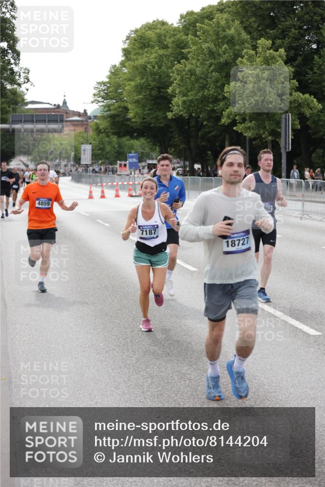 29.06.2025 - hella hamburg halbmarathon Jannik Wohlers http://msf.ph/oto/8144204 29.06.2025 10:08:55 Lombardsbrücke 1147, 1188, 1838, 2978, 4859, 5806, 5885, 6674, 7187, 9718, 10194, 10819, 11067, 11496, 12156, 12862, 13210, 13660, 14736, 15697, 17347, 18726, 18727, 19166 meine-sportfotos.de