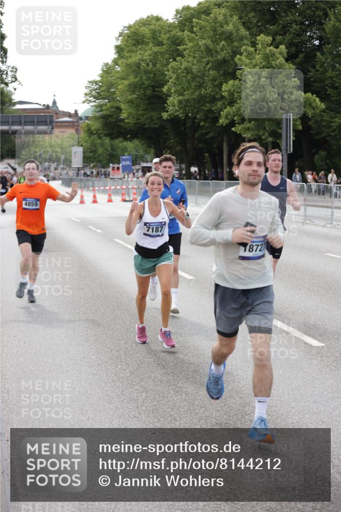 29.06.2025 - hella hamburg halbmarathon Jannik Wohlers http://msf.ph/oto/8144212 29.06.2025 10:08:55 Lombardsbrücke 1147, 1188, 1838, 2978, 4859, 5806, 5885, 6674, 7187, 9718, 10194, 10819, 11067, 11496, 12156, 12862, 13210, 13660, 14736, 15697, 17347, 18726, 18727, 19166 meine-sportfotos.de