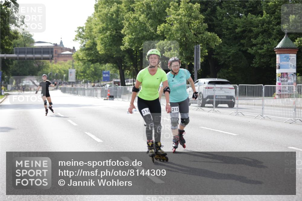 29.06.2025 - hella hamburg halbmarathon Jannik Wohlers http://msf.ph/oto/8144309 29.06.2025 09:07:37 Lombardsbrücke  meine-sportfotos.de