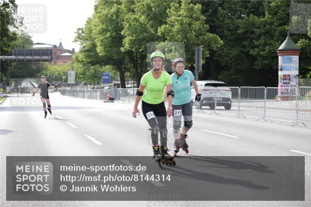 29.06.2025 - hella hamburg halbmarathon Jannik Wohlers http://msf.ph/oto/8144314 29.06.2025 09:07:37 Lombardsbrücke  meine-sportfotos.de