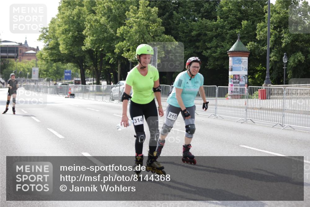 29.06.2025 - hella hamburg halbmarathon Jannik Wohlers http://msf.ph/oto/8144368 29.06.2025 09:07:37 Lombardsbrücke  meine-sportfotos.de