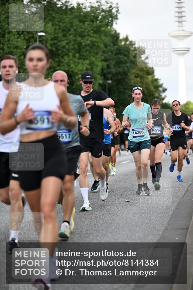 29.06.2025 - hella hamburg halbmarathon Dr. Thomas Lammeyer http://msf.ph/oto/8144384 29.06.2025 10:05:16 Kennedybrücke 1387, 1420, 1526, 1726, 2006, 2091, 2354, 2363, 2490, 2936, 3425, 3625, 3740, 4068, 4238, 4249, 4319, 4370, 4708, 5870, 6087, 6147, 6487, 6531, 6591, 6835, 6924, 7287, 7658, 7757, 7759, 7761, 8030, 8046, 8326, 8691, 8923, 9124, 9932, 10383, 10576, 10705 meine-sportfotos.de