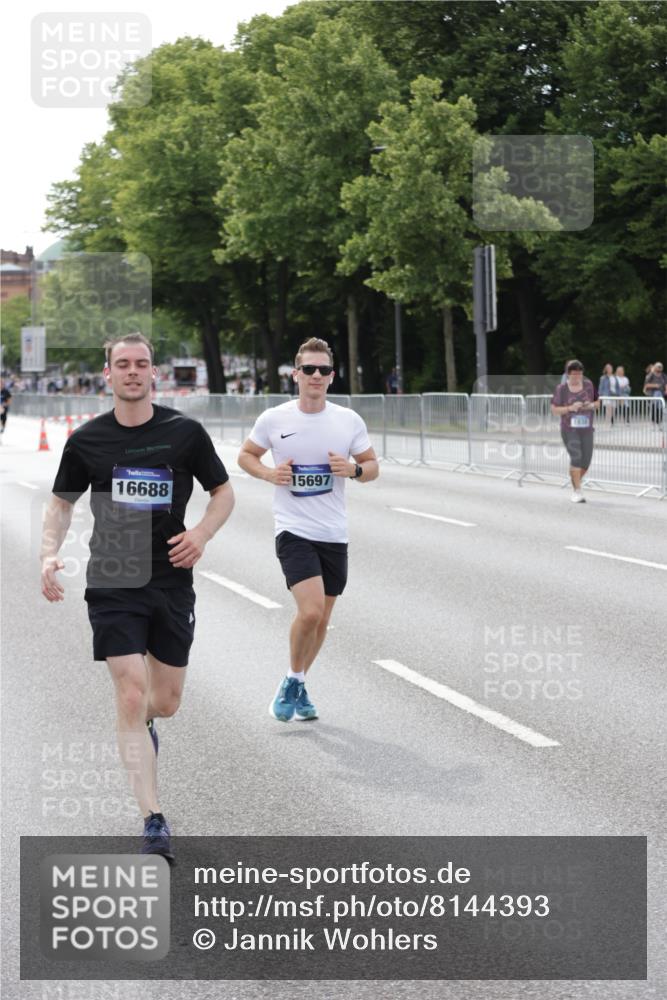 29.06.2025 - hella hamburg halbmarathon Jannik Wohlers http://msf.ph/oto/8144393 29.06.2025 10:09:03 Lombardsbrücke 1483, 1513, 2978, 4859, 5806, 5885, 6674, 7187, 9988, 10194, 12156, 12862, 13660, 15697, 16688, 18726, 18727, 19166 meine-sportfotos.de