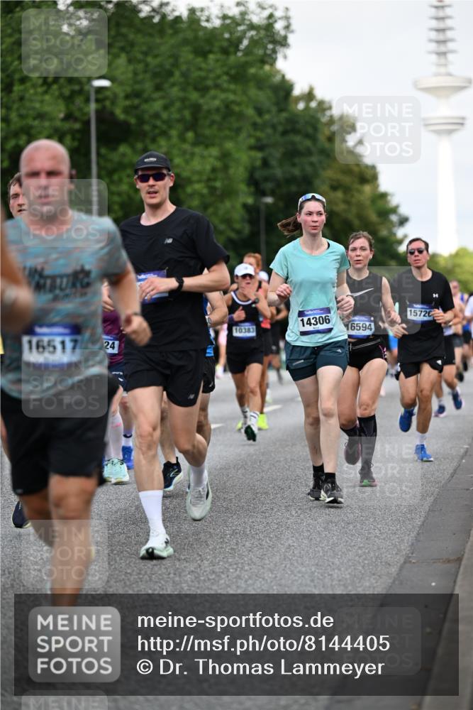 29.06.2025 - hella hamburg halbmarathon Dr. Thomas Lammeyer http://msf.ph/oto/8144405 29.06.2025 10:05:17 Kennedybrücke 1387, 1420, 1526, 1726, 2006, 2091, 2354, 2363, 2490, 2936, 3425, 3625, 3740, 4068, 4238, 4249, 4319, 4370, 4708, 5675, 6087, 6147, 6487, 6531, 6591, 6835, 6924, 7287, 7658, 7757, 7759, 7761, 8030, 8046, 8326, 8691, 8923, 9124, 9932, 10383, 10576, 10705 meine-sportfotos.de