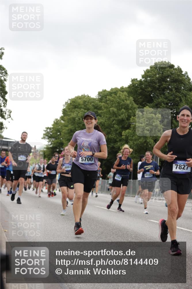 29.06.2025 - hella hamburg halbmarathon Jannik Wohlers http://msf.ph/oto/8144409 29.06.2025 10:46:25 Lombardsbrücke 1073, 1286, 1363, 1371, 1375, 1720, 1999, 2162, 2211, 2320, 2556, 2981, 3277, 3406, 3407, 3734, 3823, 4202, 4296, 4342, 5700, 5796, 5953, 6740, 7412, 7827, 8477, 8486, 8553, 8684, 9050, 9092, 9139, 9243, 9743, 10514, 10515, 10591, 12140, 12258, 13195, 13756, 13757, 13885, 14011, 14181, 14680, 14891, 16987, 17419, 17459, 18315, 18881, 18924, 18950 meine-sportfotos.de