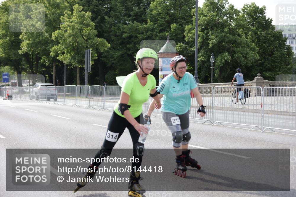 29.06.2025 - hella hamburg halbmarathon Jannik Wohlers http://msf.ph/oto/8144418 29.06.2025 09:07:38 Lombardsbrücke  meine-sportfotos.de