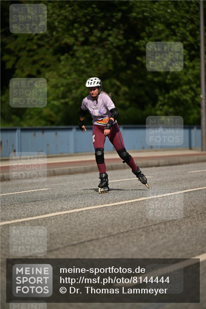 29.06.2025 - hella hamburg halbmarathon Dr. Thomas Lammeyer http://msf.ph/oto/8144444 29.06.2025 09:10:00 Kennedybrücke  meine-sportfotos.de