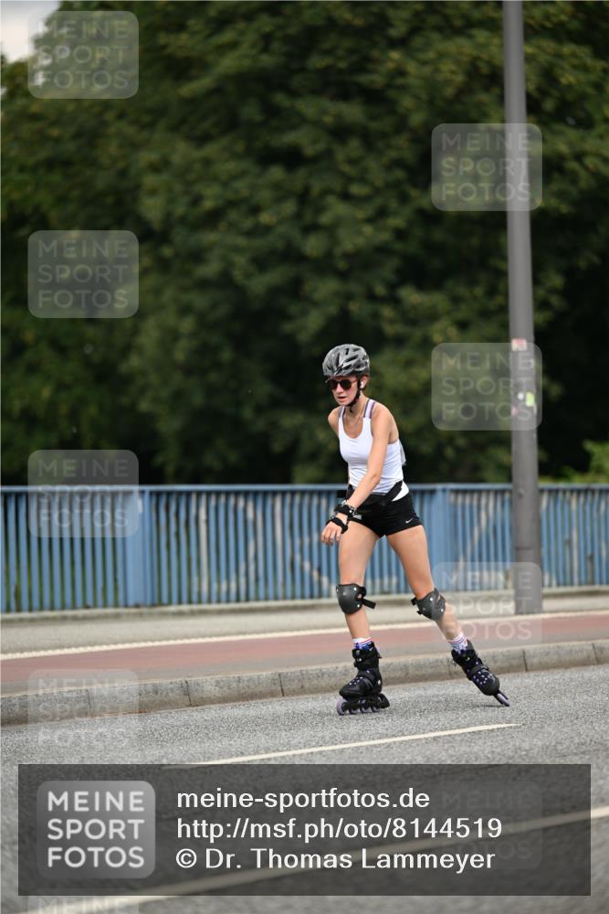 29.06.2025 - hella hamburg halbmarathon Dr. Thomas Lammeyer http://msf.ph/oto/8144519 29.06.2025 09:12:55 Kennedybrücke  meine-sportfotos.de