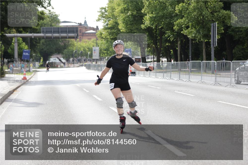 29.06.2025 - hella hamburg halbmarathon Jannik Wohlers http://msf.ph/oto/8144560 29.06.2025 09:07:41 Lombardsbrücke  meine-sportfotos.de