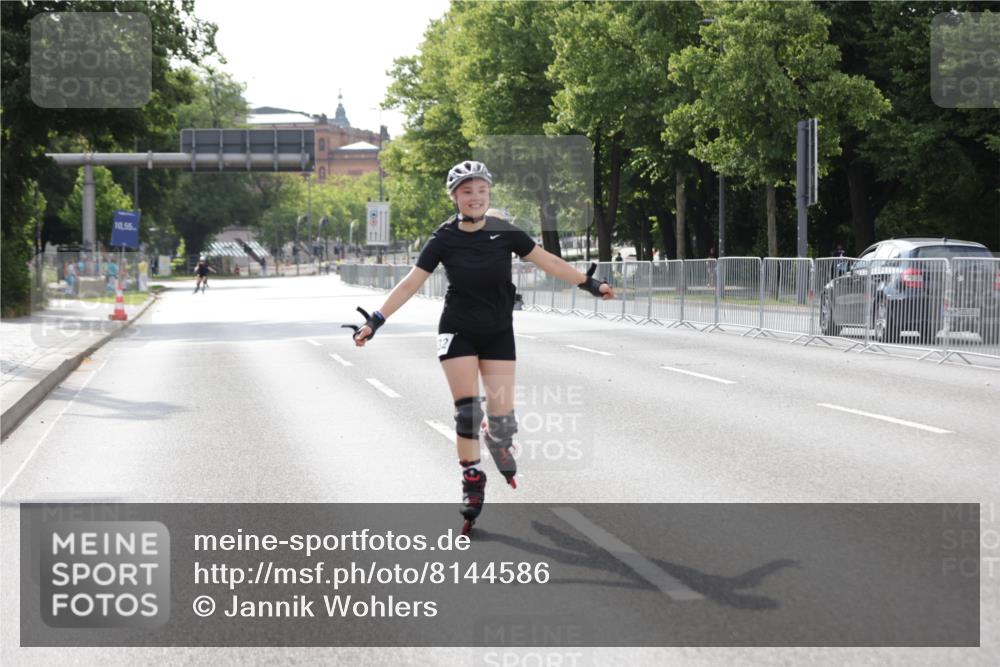 29.06.2025 - hella hamburg halbmarathon Jannik Wohlers http://msf.ph/oto/8144586 29.06.2025 09:07:41 Lombardsbrücke  meine-sportfotos.de