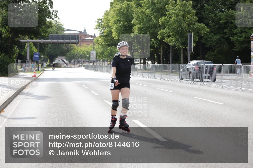 29.06.2025 - hella hamburg halbmarathon Jannik Wohlers http://msf.ph/oto/8144616 29.06.2025 09:07:41 Lombardsbrücke  meine-sportfotos.de