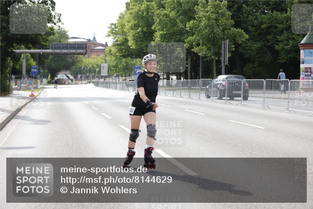 29.06.2025 - hella hamburg halbmarathon Jannik Wohlers http://msf.ph/oto/8144629 29.06.2025 09:07:41 Lombardsbrücke  meine-sportfotos.de