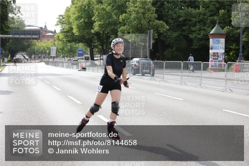 29.06.2025 - hella hamburg halbmarathon Jannik Wohlers http://msf.ph/oto/8144658 29.06.2025 09:07:42 Lombardsbrücke  meine-sportfotos.de