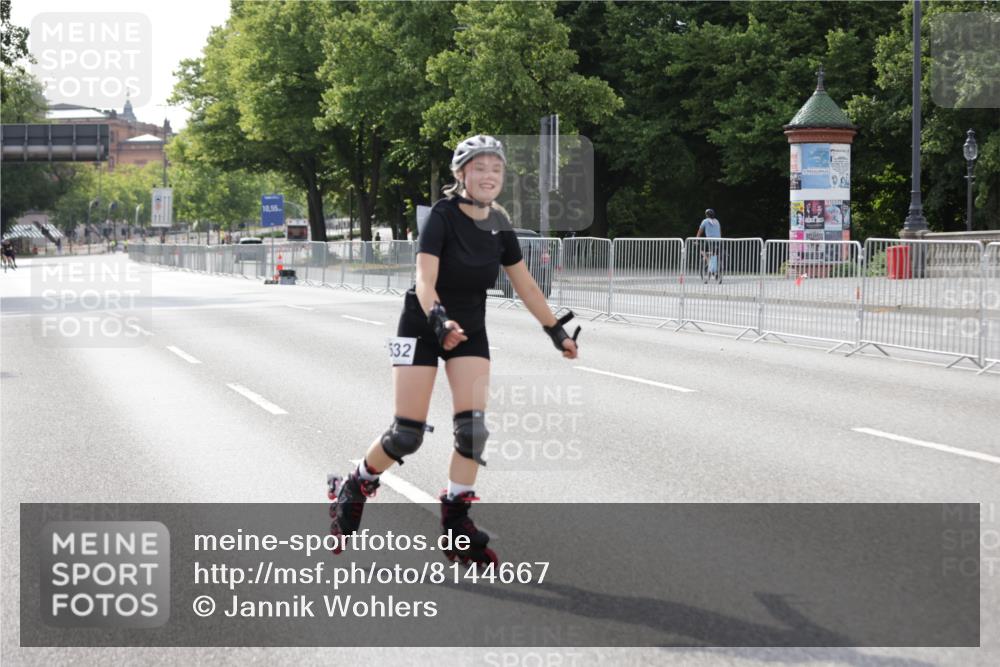29.06.2025 - hella hamburg halbmarathon Jannik Wohlers http://msf.ph/oto/8144667 29.06.2025 09:07:42 Lombardsbrücke  meine-sportfotos.de