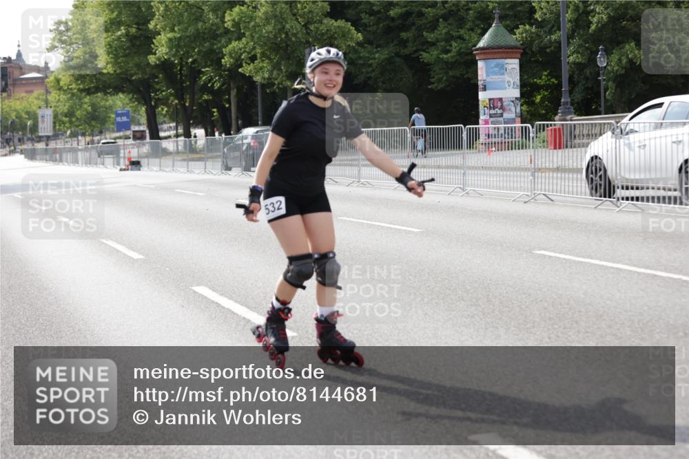 29.06.2025 - hella hamburg halbmarathon Jannik Wohlers http://msf.ph/oto/8144681 29.06.2025 09:07:42 Lombardsbrücke  meine-sportfotos.de