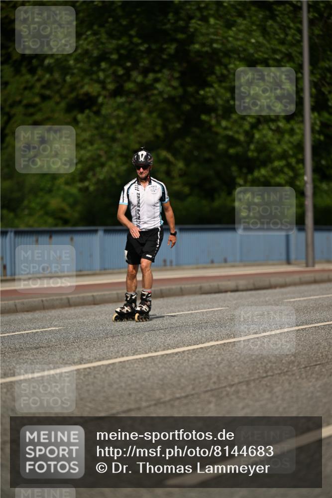 29.06.2025 - hella hamburg halbmarathon Dr. Thomas Lammeyer http://msf.ph/oto/8144683 29.06.2025 09:10:14 Kennedybrücke  meine-sportfotos.de