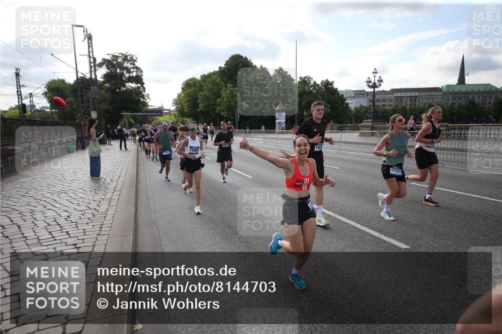 29.06.2025 - hella hamburg halbmarathon Jannik Wohlers http://msf.ph/oto/8144703 29.06.2025 09:54:49 Lombardsbrücke 1200, 1683, 1696, 2207, 2274, 2287, 2411, 2816, 3258, 3435, 3747, 4093, 4121, 4189, 5102, 5638, 5705, 6027, 6158, 6662, 6836, 6923, 6938, 7052, 7508, 7659, 8153, 8371, 8437, 8693, 8889, 8955, 9031, 9032, 9159, 9649, 9720, 9869, 9931, 9959, 10053, 10122, 10184, 10263, 10423, 10868, 11185, 11333, 11340, 12016, 12161, 12321, 12657, 13233, 13666, 14045, 15430, 15512, 15681, 15871, 16062, 16086, 16089, 16103, 16513, 16538, 17008, 17221, 17499, 17912 meine-sportfotos.de