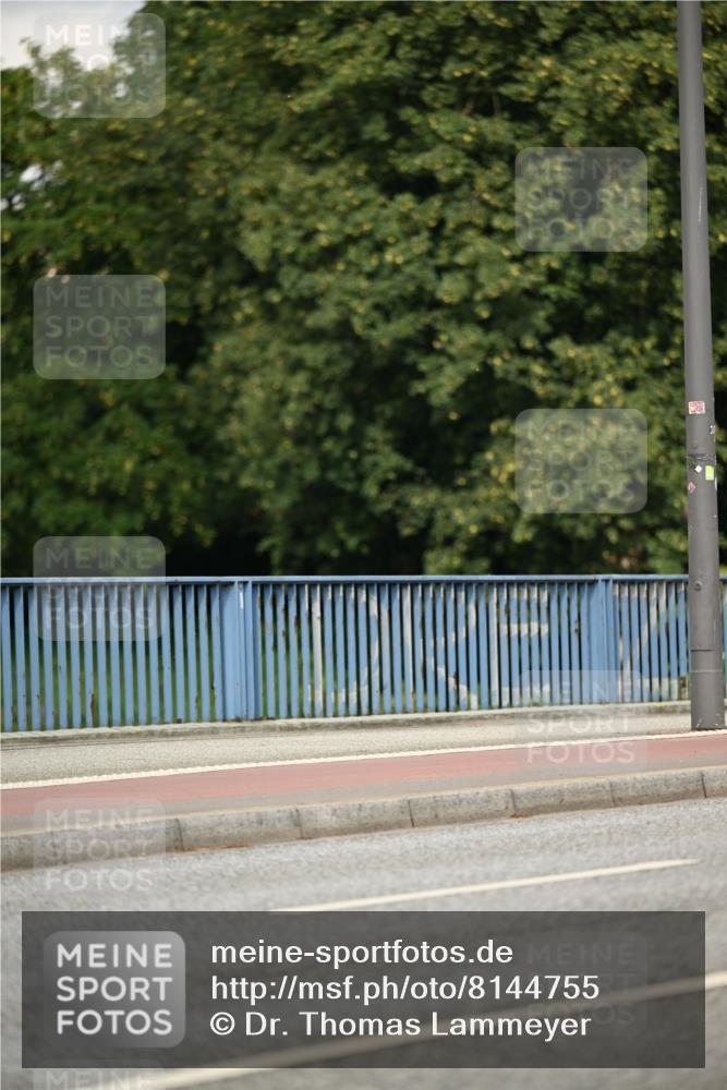 29.06.2025 - hella hamburg halbmarathon Dr. Thomas Lammeyer http://msf.ph/oto/8144755 29.06.2025 09:12:58 Kennedybrücke  meine-sportfotos.de