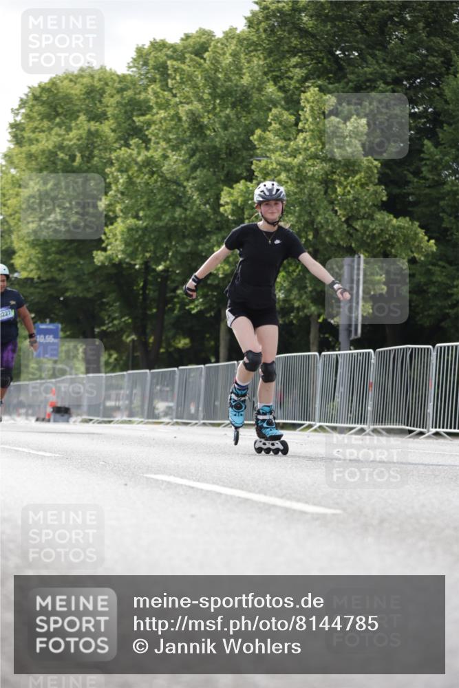 29.06.2025 - hella hamburg halbmarathon Jannik Wohlers http://msf.ph/oto/8144785 29.06.2025 09:08:05 Lombardsbrücke  meine-sportfotos.de