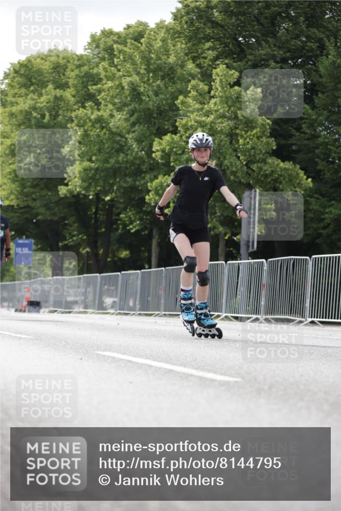 29.06.2025 - hella hamburg halbmarathon Jannik Wohlers http://msf.ph/oto/8144795 29.06.2025 09:08:05 Lombardsbrücke  meine-sportfotos.de