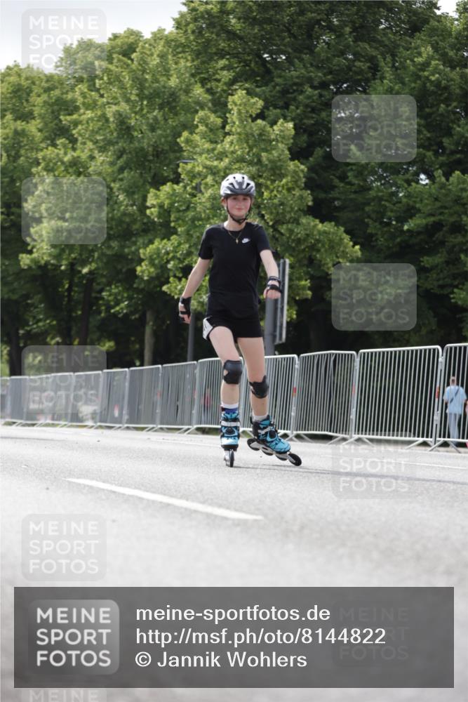 29.06.2025 - hella hamburg halbmarathon Jannik Wohlers http://msf.ph/oto/8144822 29.06.2025 09:08:05 Lombardsbrücke  meine-sportfotos.de