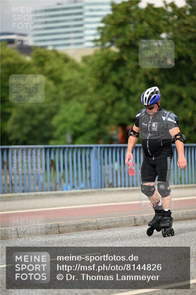 29.06.2025 - hella hamburg halbmarathon Dr. Thomas Lammeyer http://msf.ph/oto/8144826 29.06.2025 09:12:59 Kennedybrücke  meine-sportfotos.de